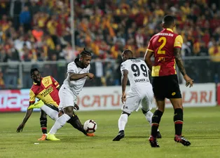 Göztepe - Beşiktaş (Maçtan kareler)