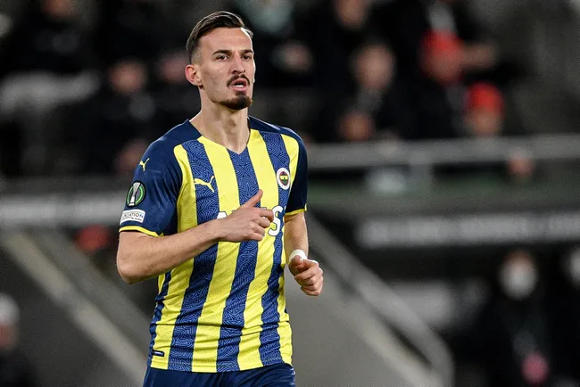 FENERBAHÇE TRANSFER HABERLERİ - Kanarya'da Luiz Gustavo ve Mergim Berisha'nın bileti kesildi! - 2
