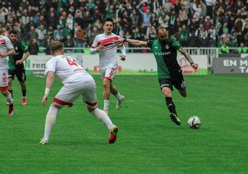 Sakarya 3 puanı 3 golle aldı