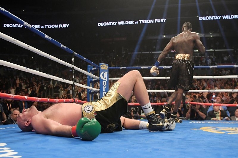 Wilder - Fury maçında şok sonuç! İkisi birden sevindi ama...