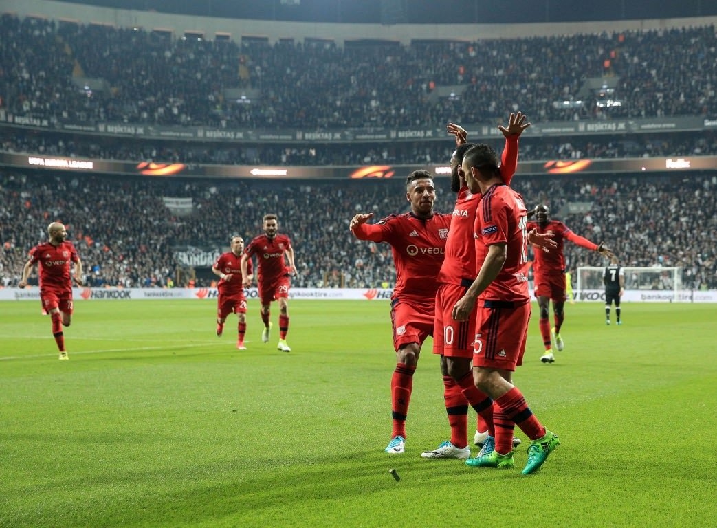 Beşiktaş - O.Lyon maçından kareler