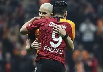 Falcao ve Feghouli'ye rest!