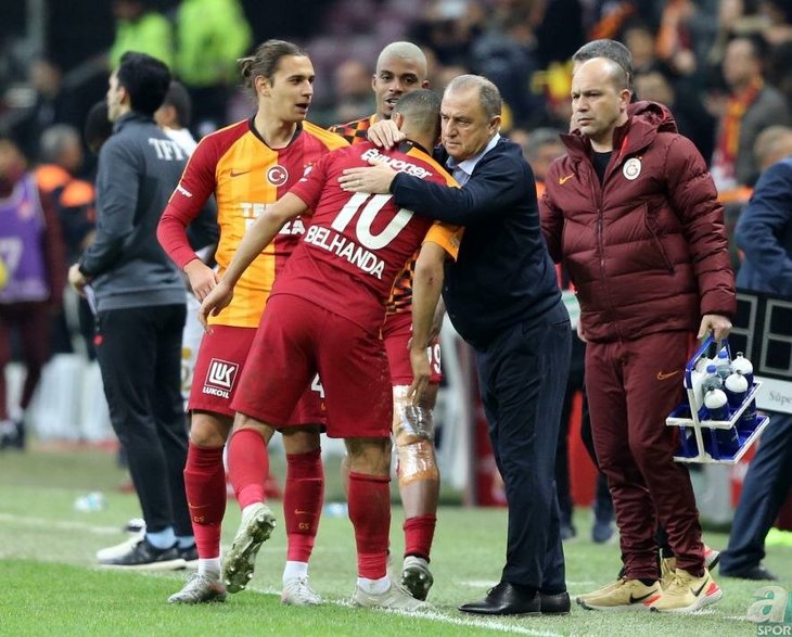 Fatih Terim neşteri vurdu! Tam 14 isim
