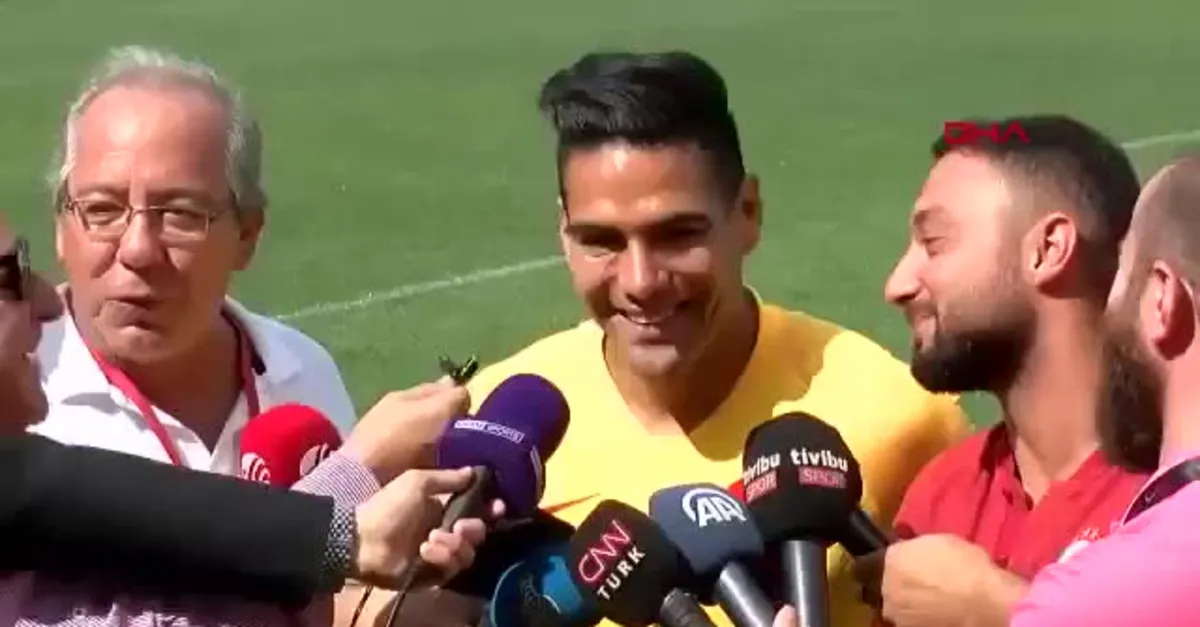 Radamel Falcao'dan Türkçe cevap!