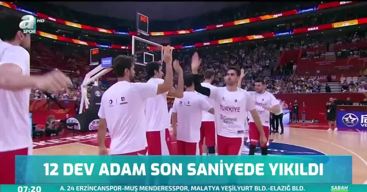 12 Dev Adam son anda yıkıldı