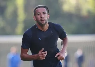 Fenerbahçe'de Mauricio Isla ilk idmanına çıktı