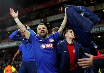 Valbuena’ya yeni kontrat