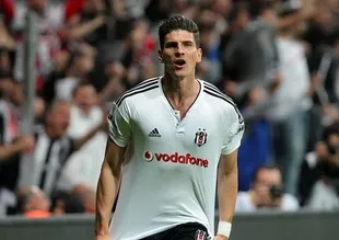 Mario Gomez Beşiktaş'a göz kırptı!