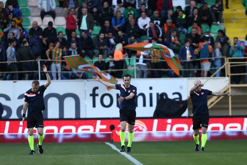 Fenerbahçe Ersun Yanal’dan kurtulmalı!