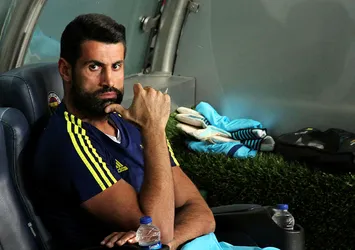 Aykut Kocaman, Volkan Demirel'i sildi