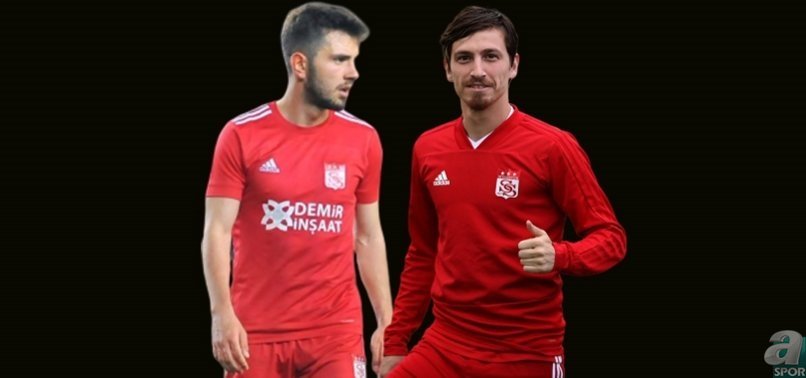 Fenerbahçe ile Galatasaray’dan dev transfer harekatı! Üçüncü kez...