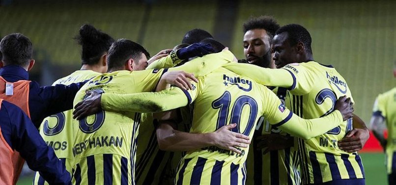 Eksik Fenerbahçe Ankaragücü karşısında! İşte Fenerbahçe-Ankaragücü maçının muhtemel 11'leri