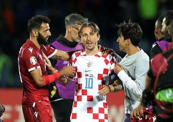 UEFA Hırvatistan'a soruşturma açtı!