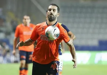 Arda Turan'dan ilk hamle