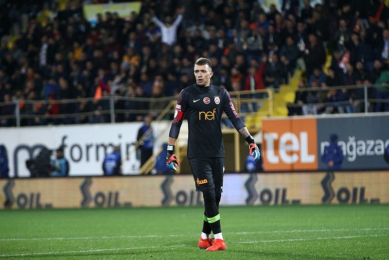 Galatasaray’a yüz nakli!