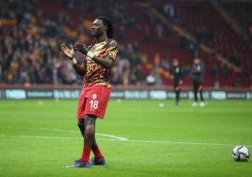 Gomis 1273 gün sonra sahada