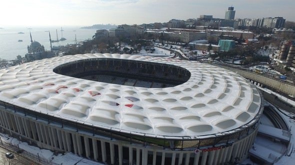 Vodafone Arena’nın çatısını görenler şaştı kaldı
