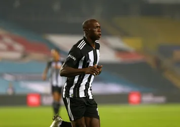 Aboubakar mest ediyor