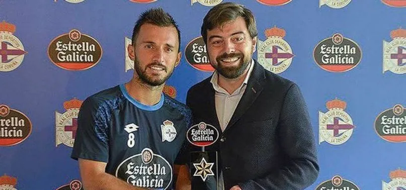 Emre Çolak ayın en iyi oyuncusu seçildi