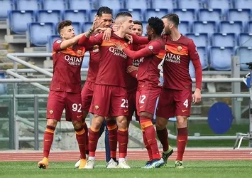 Roma tek attı 3 aldı!