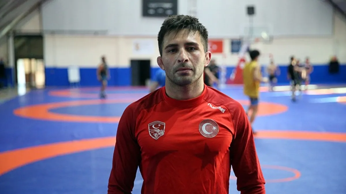 Milli güreşçi Yasin Uzun, Avrupa üçüncüsü oldu