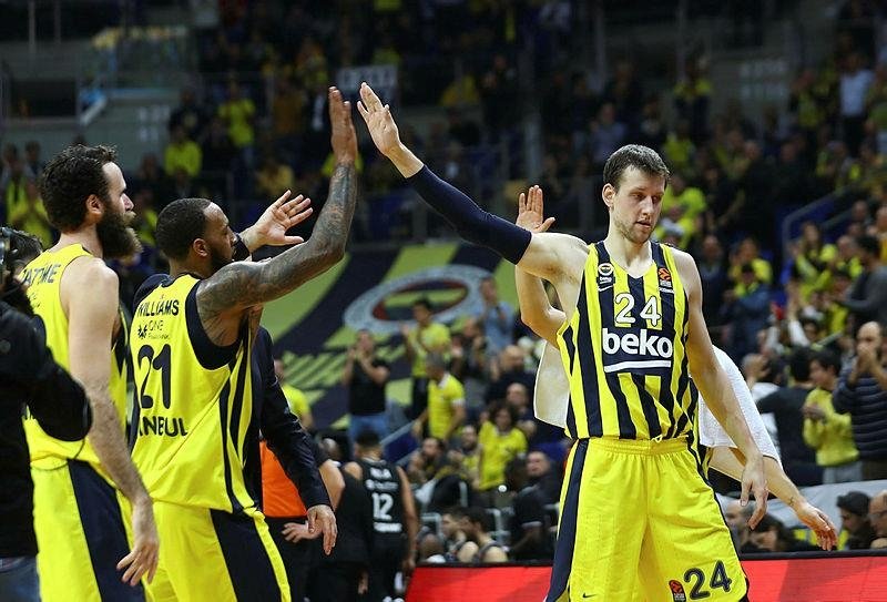 Fenerbahce Beko Nun Rakibi Barcelona Aspor