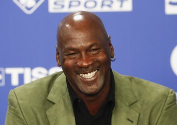 Michael Jordan'ın formasına milyon dolar!