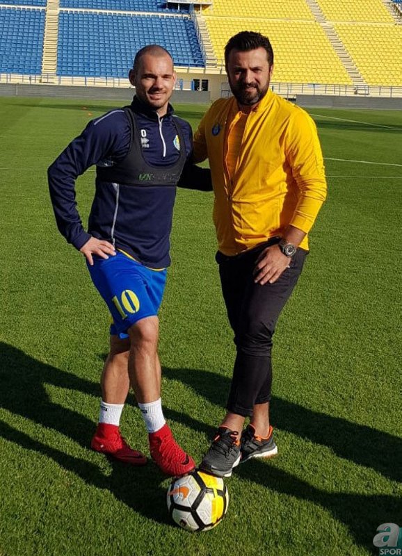 Sneijder Galatasaray’a dönecek mi? Fatih Terim açıkladı