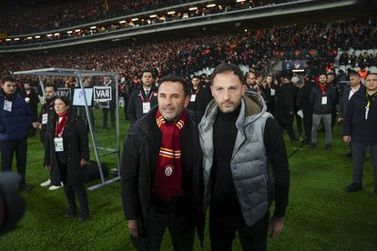 Okan Buruk’tan Domenico Tedesco’ya tebrik!