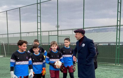 Abdullah Avcı’dan Trabzonspor 13 Yaş Altı Takımı oyuncularına ziyaret