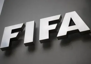 FIFA'dan eski üyelerine men cezası