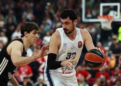 Anadolu Efes son saniyede kazandı!