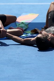 Triatlon yarışında duygulandıran son