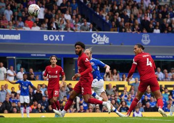 Depremzedeler için Merseyside derbisi!
