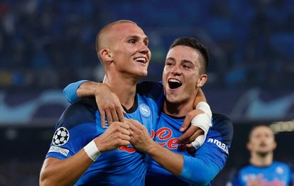 Napoli 3-0 Rangers MAÇ SONUCU - ÖZET Napoli 3 puanı rahat aldı!