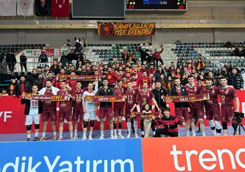 Aslan deplasmanda galip!