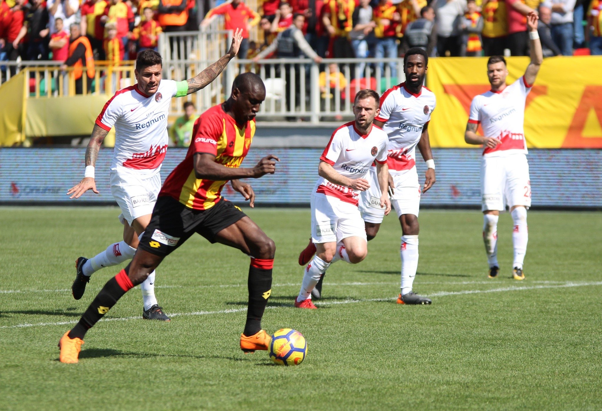 Göztepe - Antalyaspor maçından kareler!