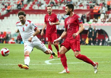 Karadağ-Türkiye maçının biletleri tükendi