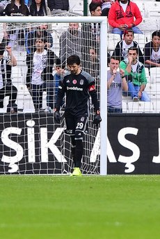 Tolga Zengin'e tribünlerden tepki