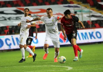 Gaziantep FK ve Ankaragücü puanları paylaştı