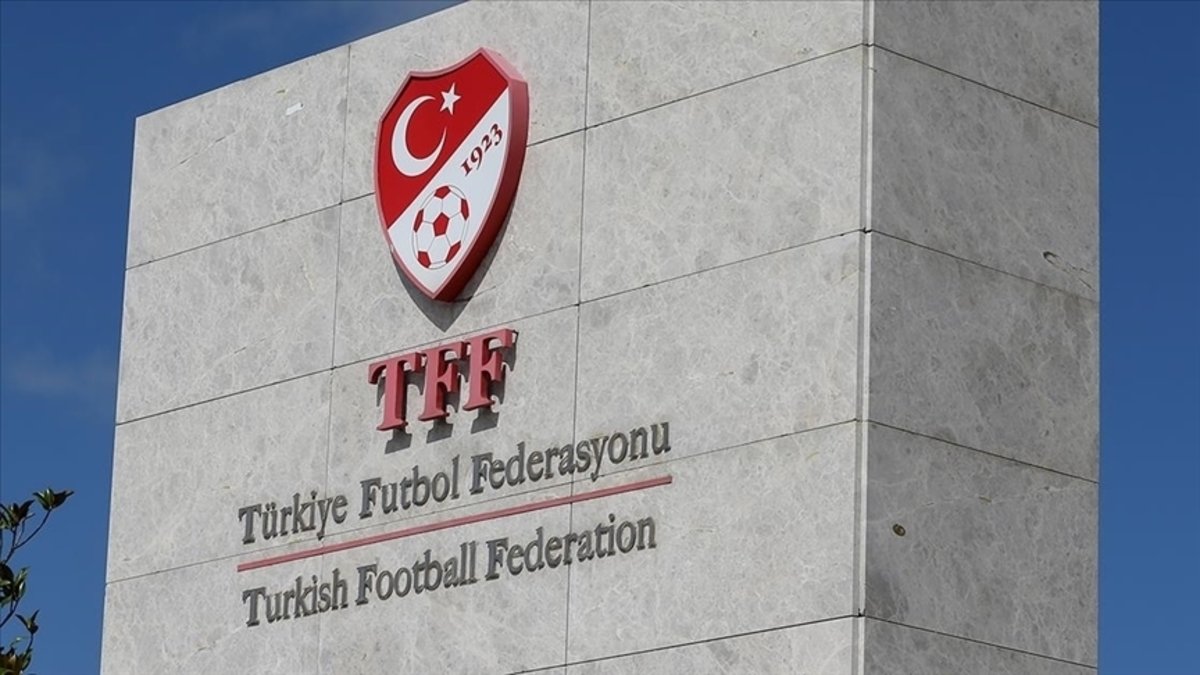 TFF'den flaş değişiklik! Sahadan çekilen takımlar... TFF'den flaş değişiklik! Sahadan çekilen takımlar...