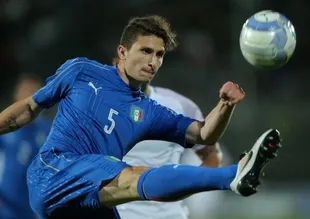 Juventus'tan savunmaya takviye
