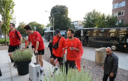 A Milli Futbol Takımı Hollanda’ya geldi