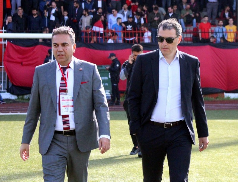 Fenerbahçe, Asmir Begovic transferini bitiriyor