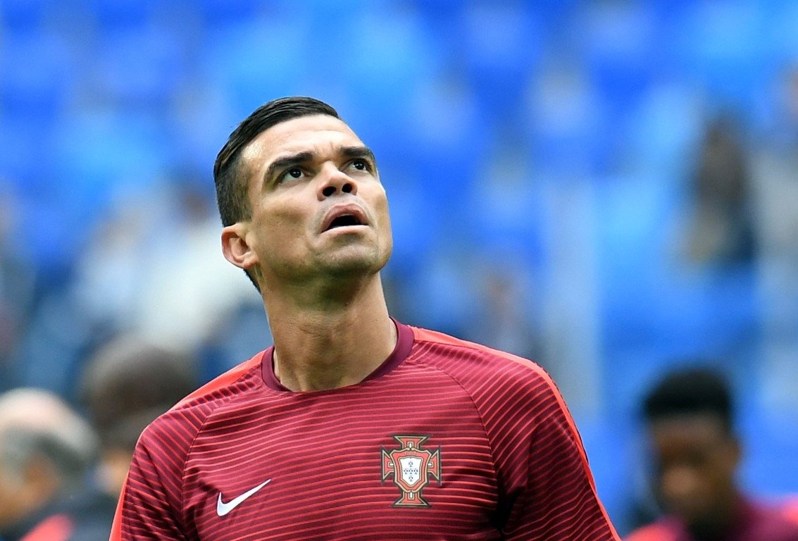 Pepe yoksa Adil Rami var!