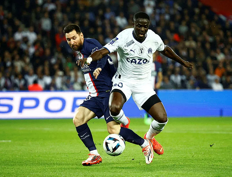 Beşiktaş'ın yeni transferi Eric Bailly'nin geliş saati belli oldu! - 2