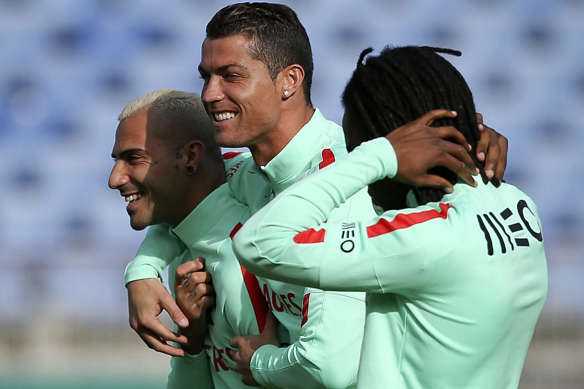 Uzaya Beşiktaş bayrağı