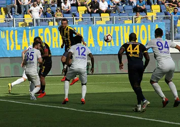 Rize 1 puanı uzatmada kurtardı