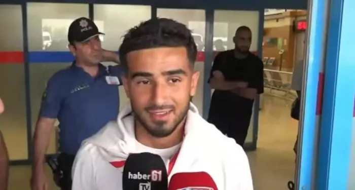 Trabzonspor'un yeni transferi Naci Ünüvar kente geldi - 1