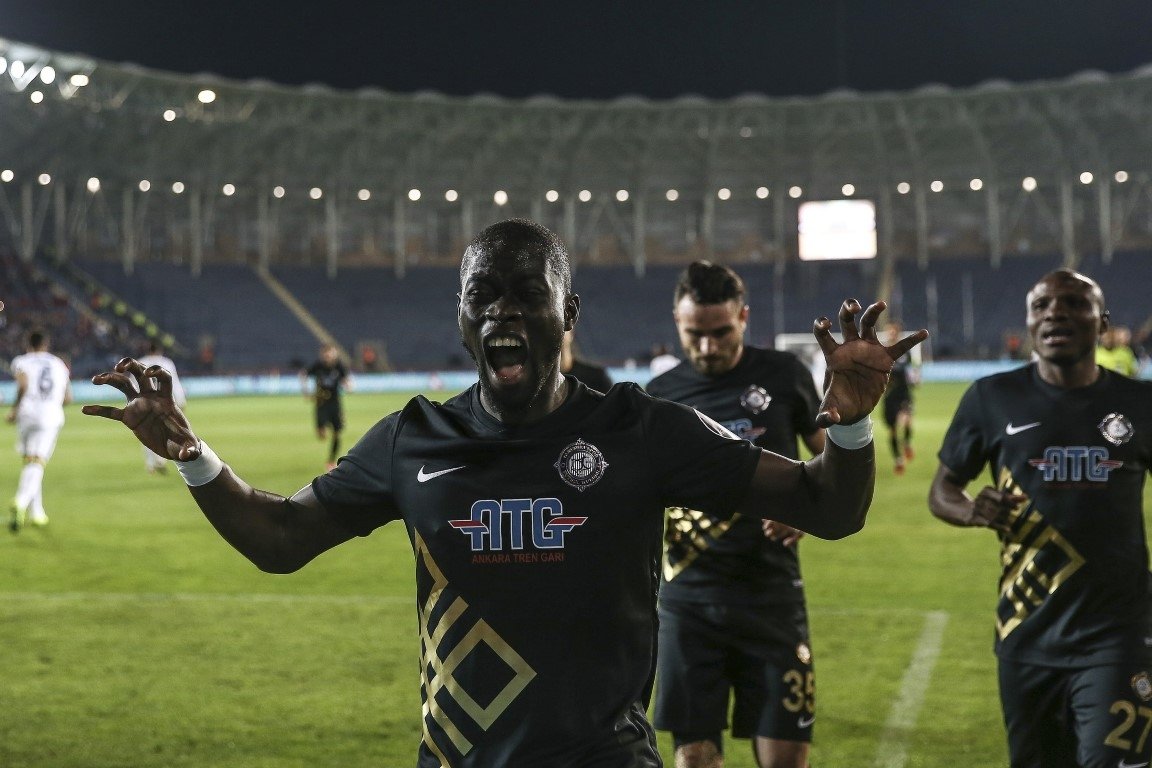 Galatasaray’dan Badou Ndiaye hamlesi